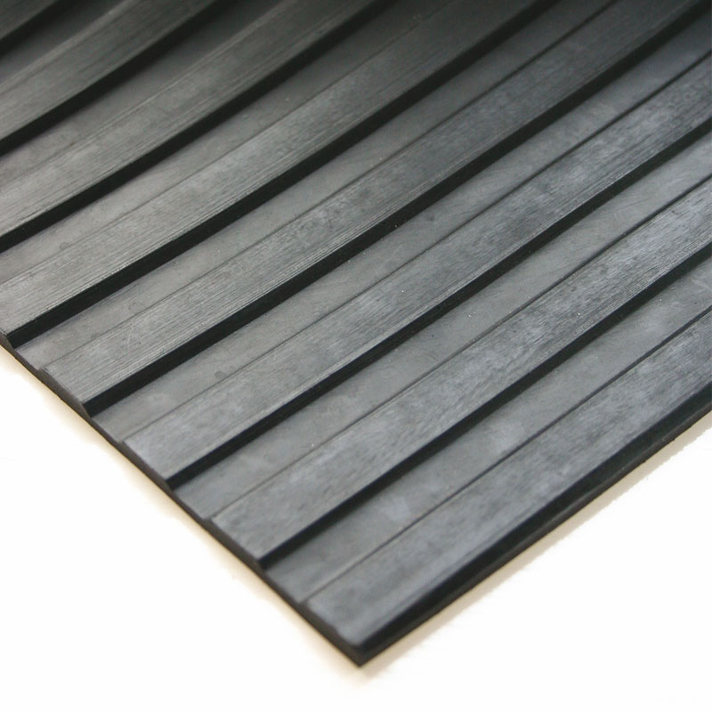 Wide fluted Ribbed Black Rubber Matting Roll - Rubber Flooring Uk