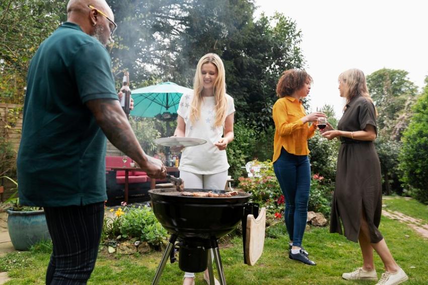 Savor The Flavor Master Outdoor Grilling Perfection - written by B B Q Marvels on Sociomix