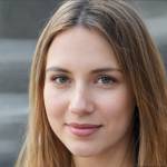 Emily R Profile Picture