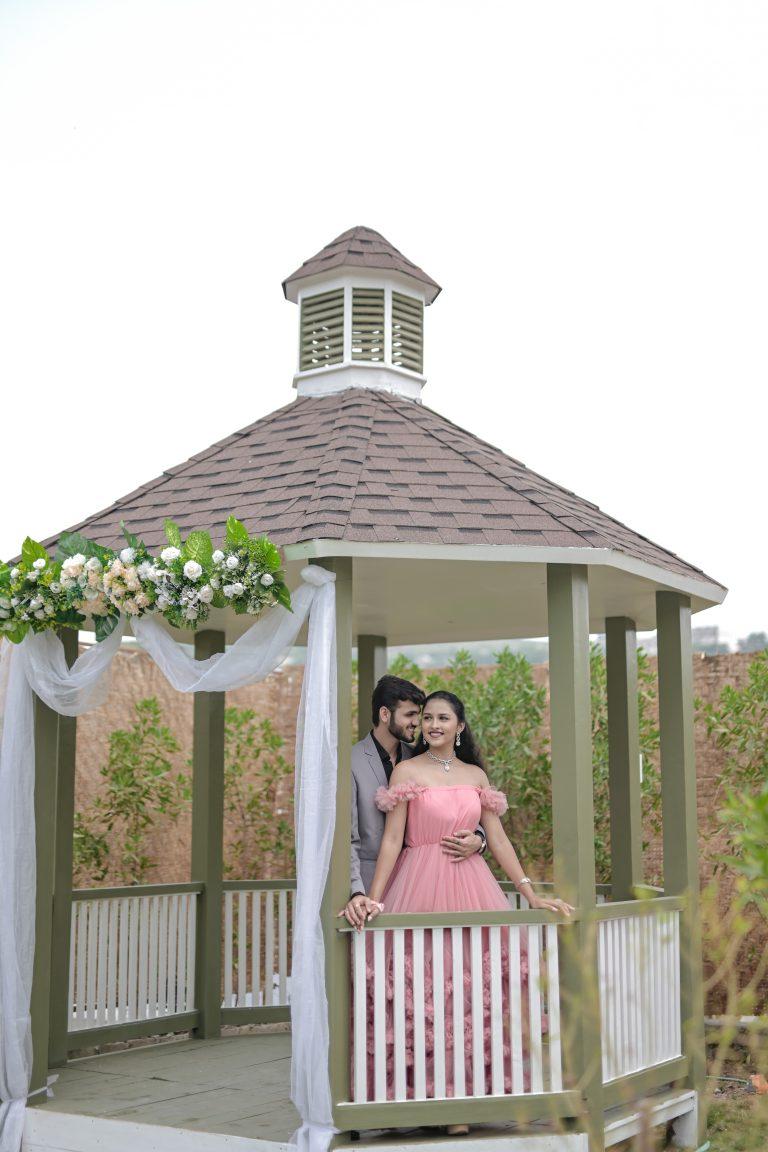 The Pixel City: Best Maternity Shoot Location in Pune &...