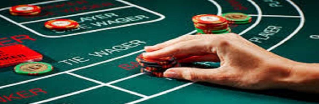 bacarats com Cover Image