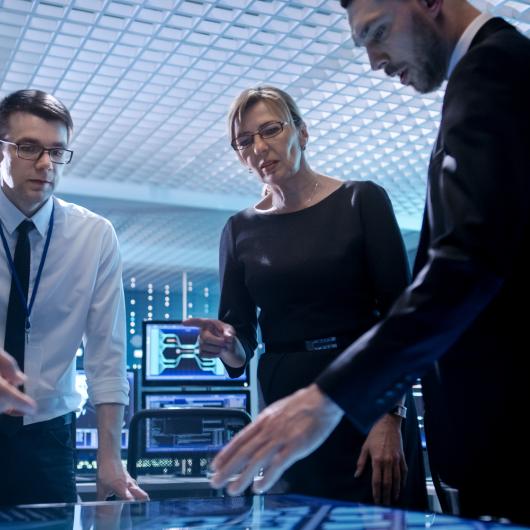 Interactive Displays & Whiteboards for Wireless Presentations