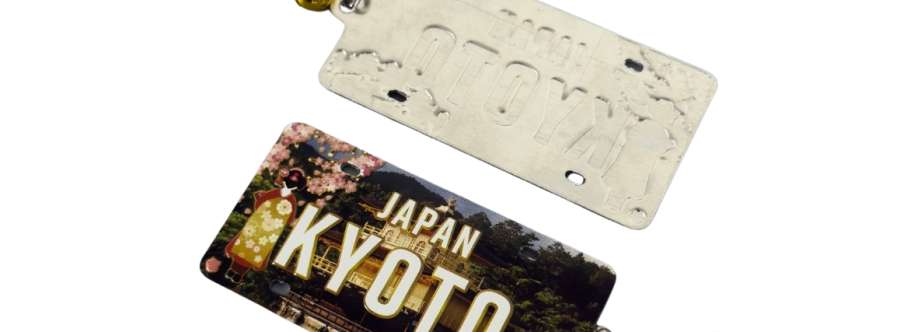 Tom souvenir Cover Image