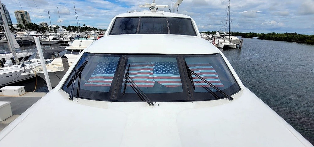 Can Marine Windshield Repair in Tampa Extend the Lifespan of Your Vessel