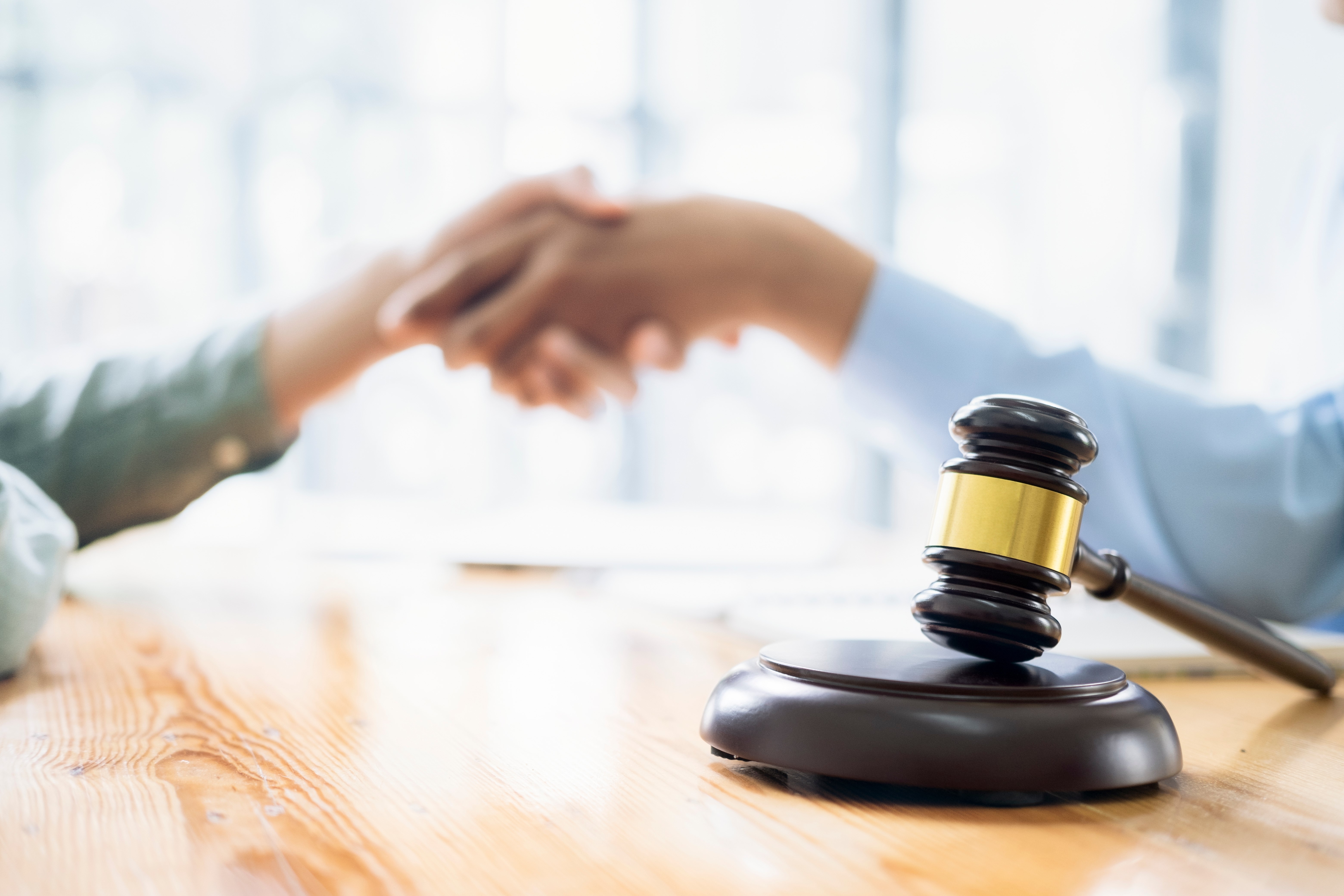 Commercial Lawyer in Dubai | Commercial Law & Corporate Legal Services UAE