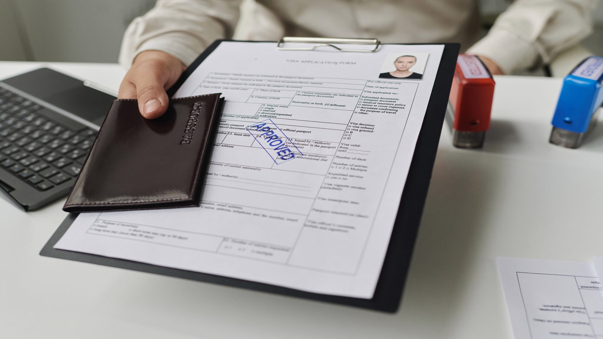 How UAE Golden Visa Requirements Differ for Students, Entrepreneurs, and Retirees