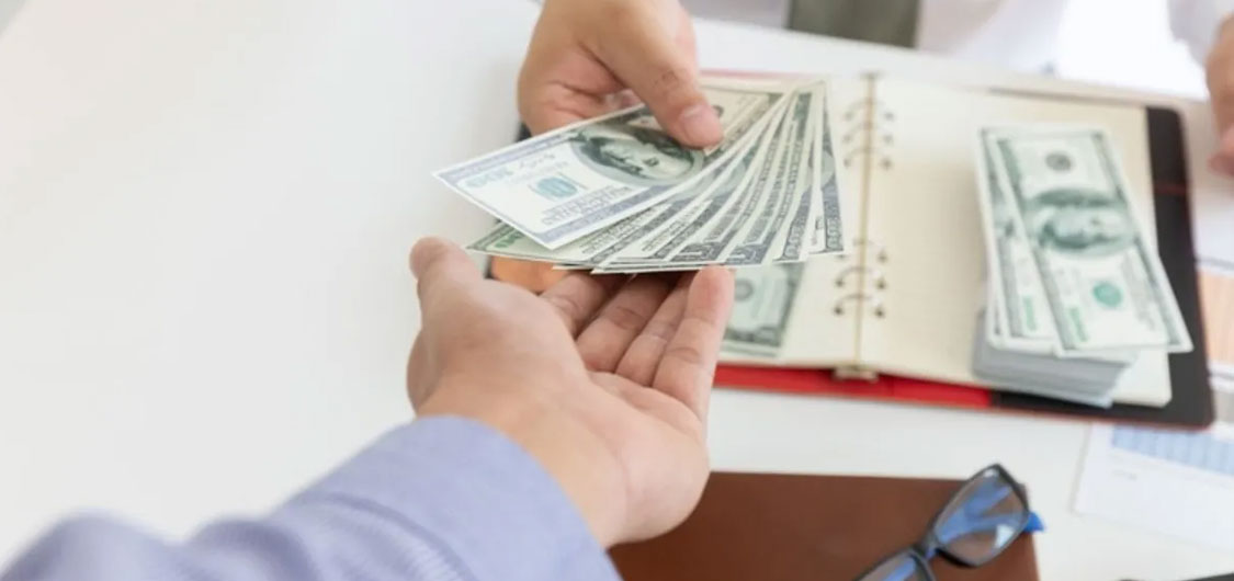 Low interest personal loans UAE | Best personal loan rates UAE