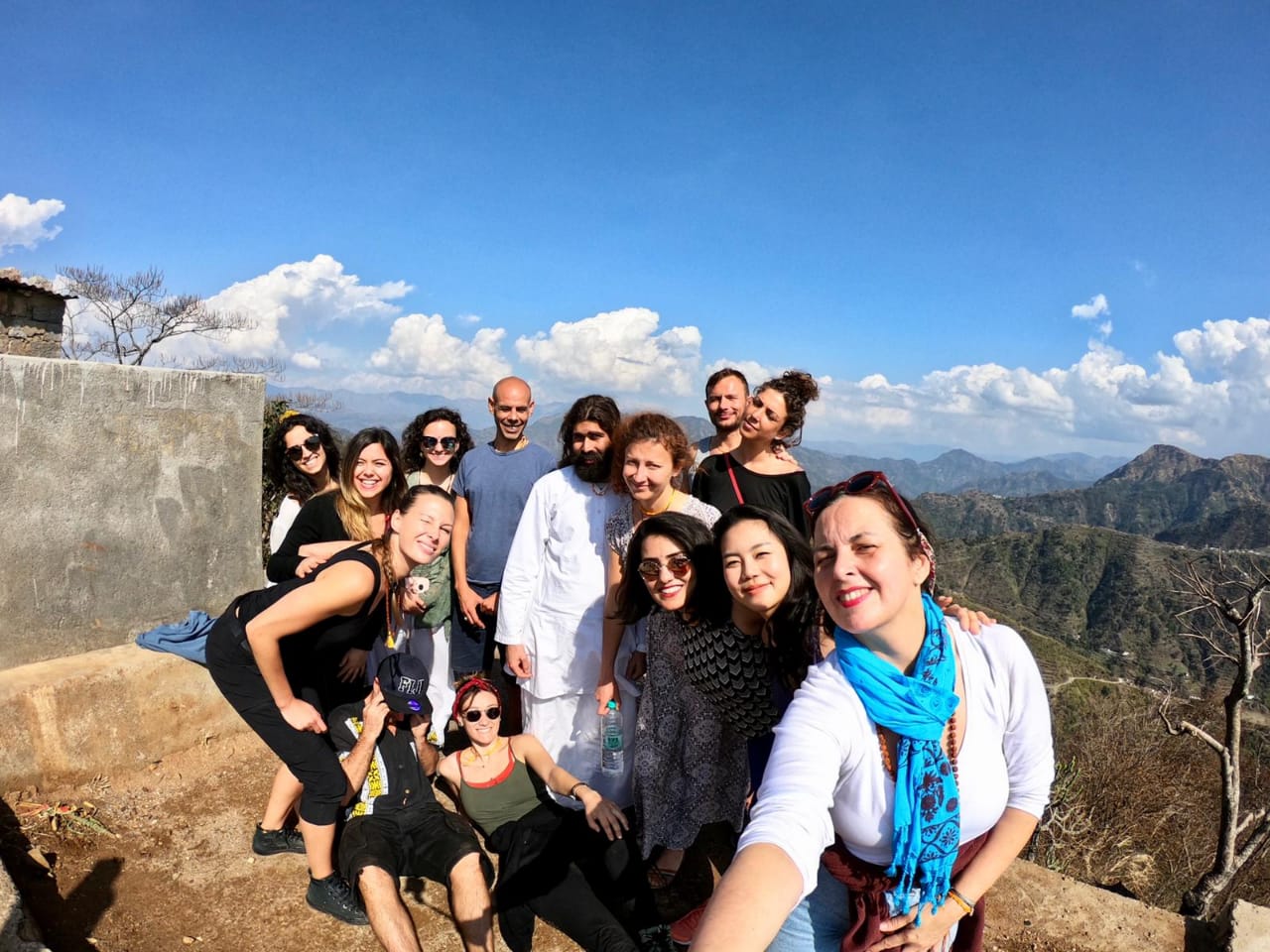 Transform with Yoga Detox Retreat in India – AlakhYog