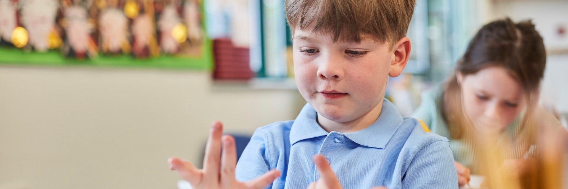 A New Study Shows Little Kids Who Count On Their Fingers Do Better At Maths - International Maths Challenge