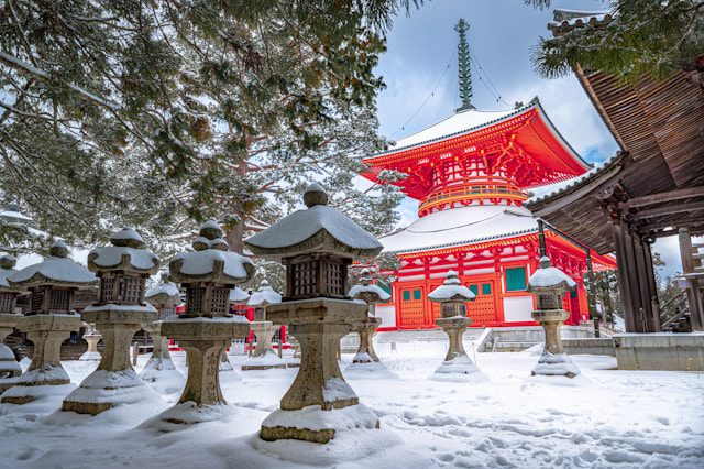 Japan in February: Winter Festivals & Culinary Delights | OneVasco Blog