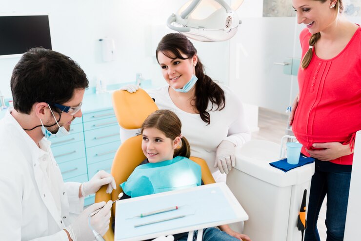 How a Dentist in Saskatoon Helps Kids Stay Consistent With Care – Tiny Teeth