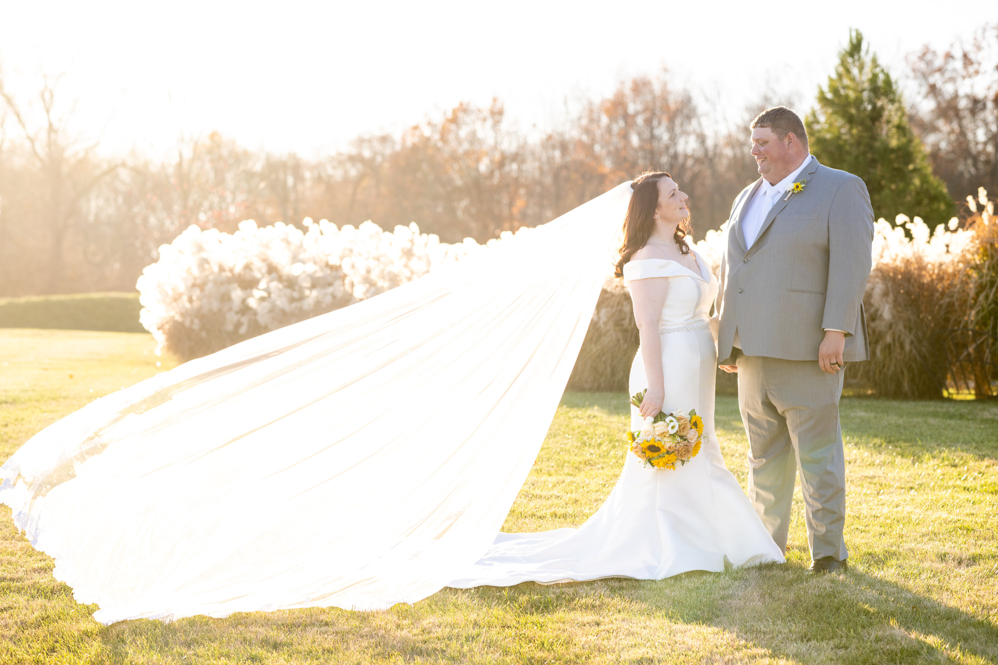 Shop Veils with Fun Edges online in Richmond, VA | Flower garden veils in Nashua, NH | Frances Anne Veils