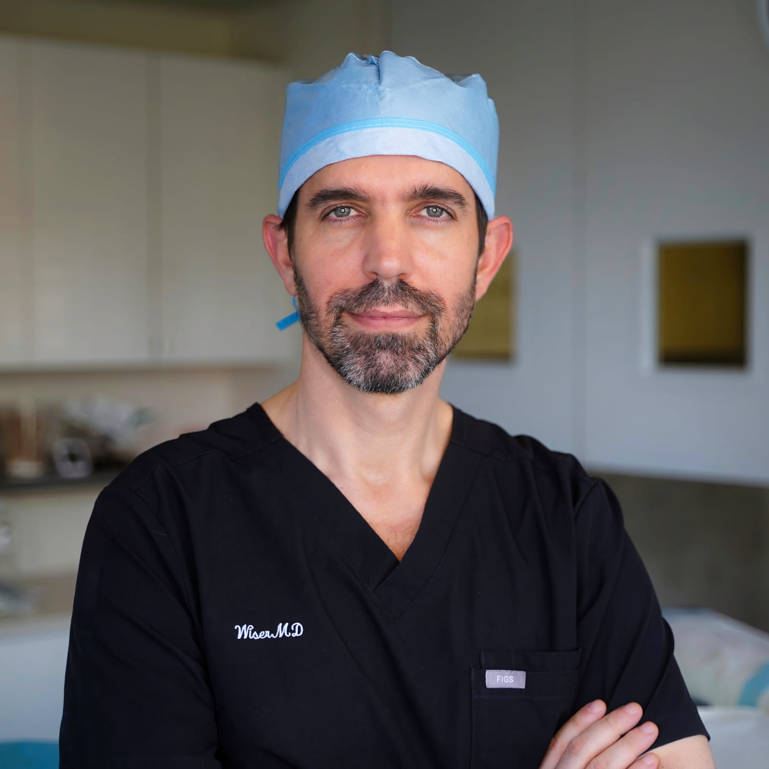 Plastic Surgeon NYC | Breast Reduction New York | Wiser MD