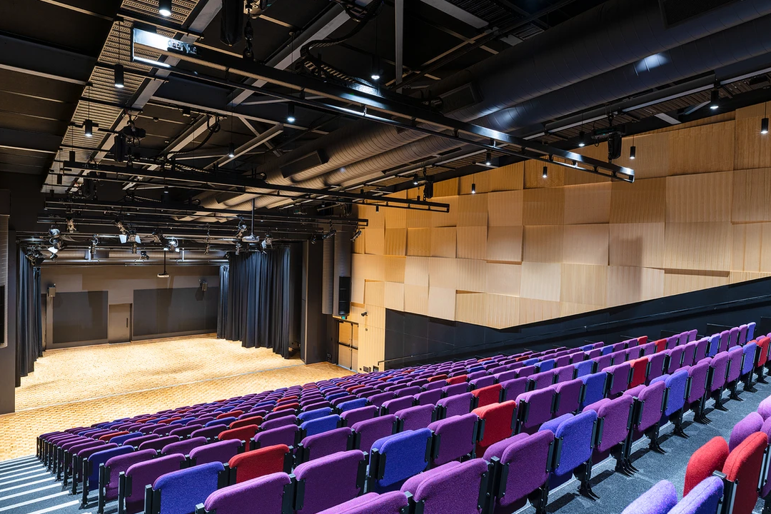 Theatre Hoist Systems & Lifting Solutions | ITE