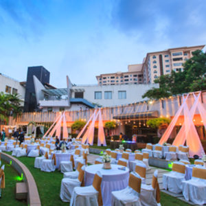 8 Things to Consider When Choosing Your Event Venue | Woodrose Club