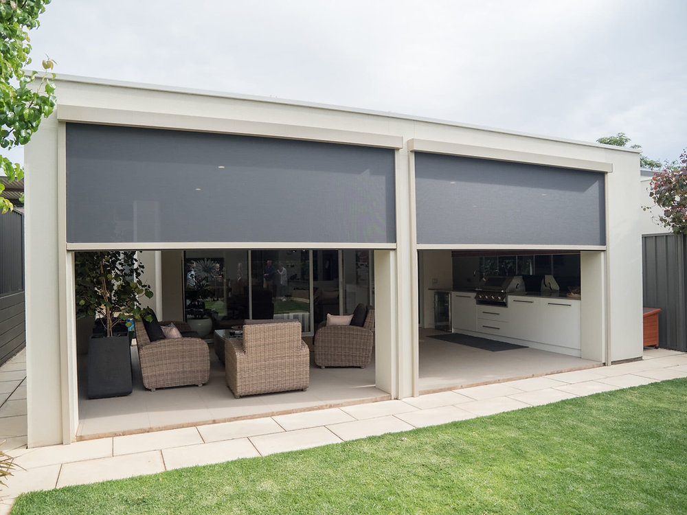 How Outdoor Roller Blinds Help Create Shade Without Closing Off Your View
