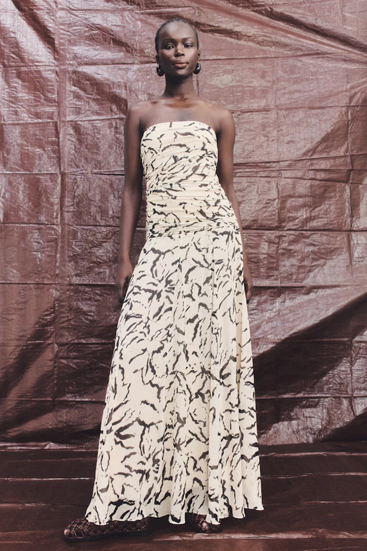 Print Dress or Plain Dress: Which One Should You Get? | Compare Factory