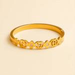 Bracelet Women Profile Picture