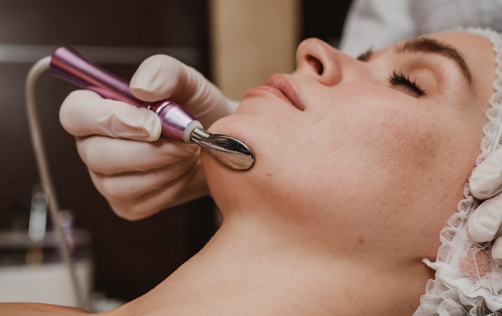 Achieve a Fresh, Polished Look with Advanced Beauty Treatments